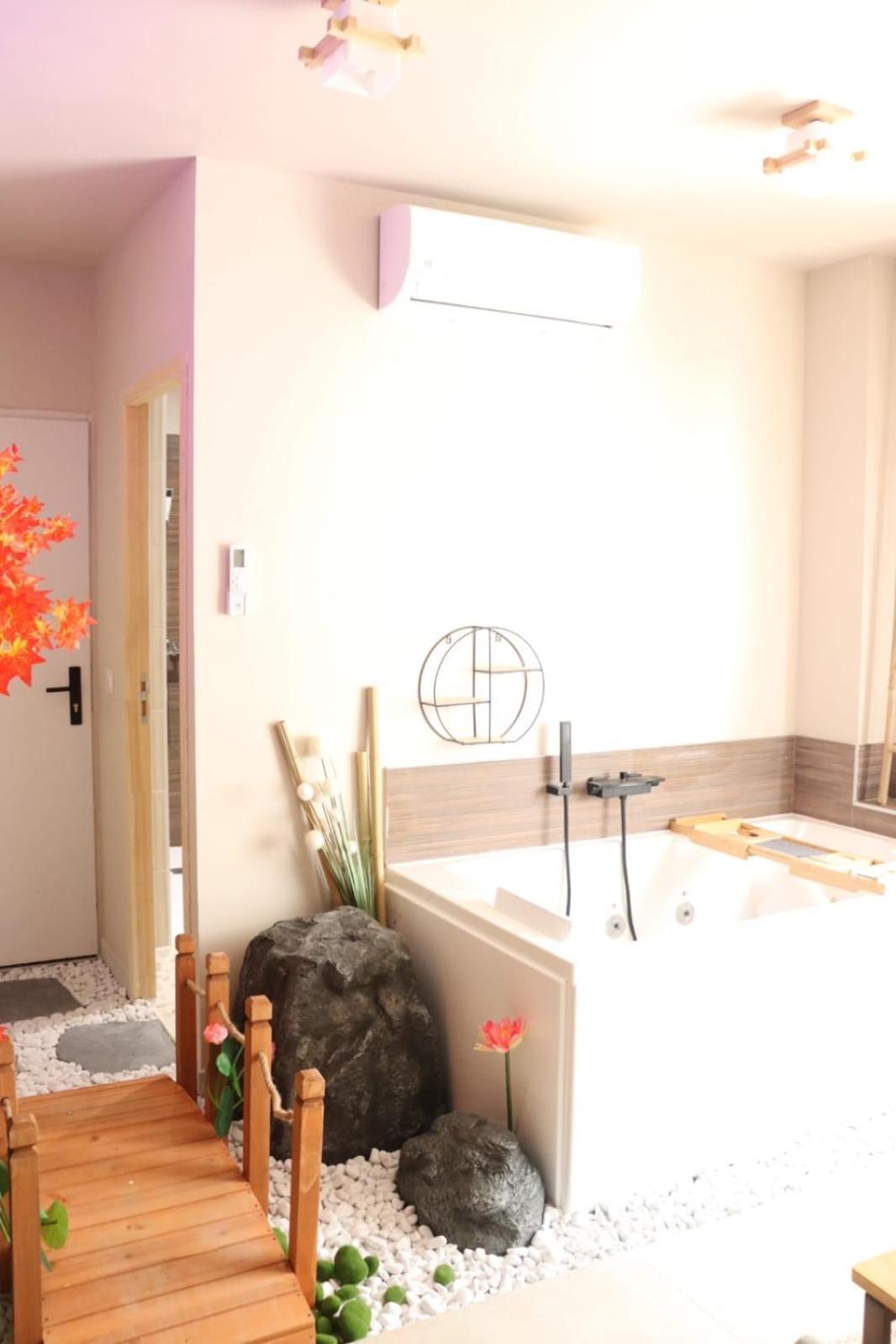 Loveroom Japon Avec Balneotherapie * Toulon