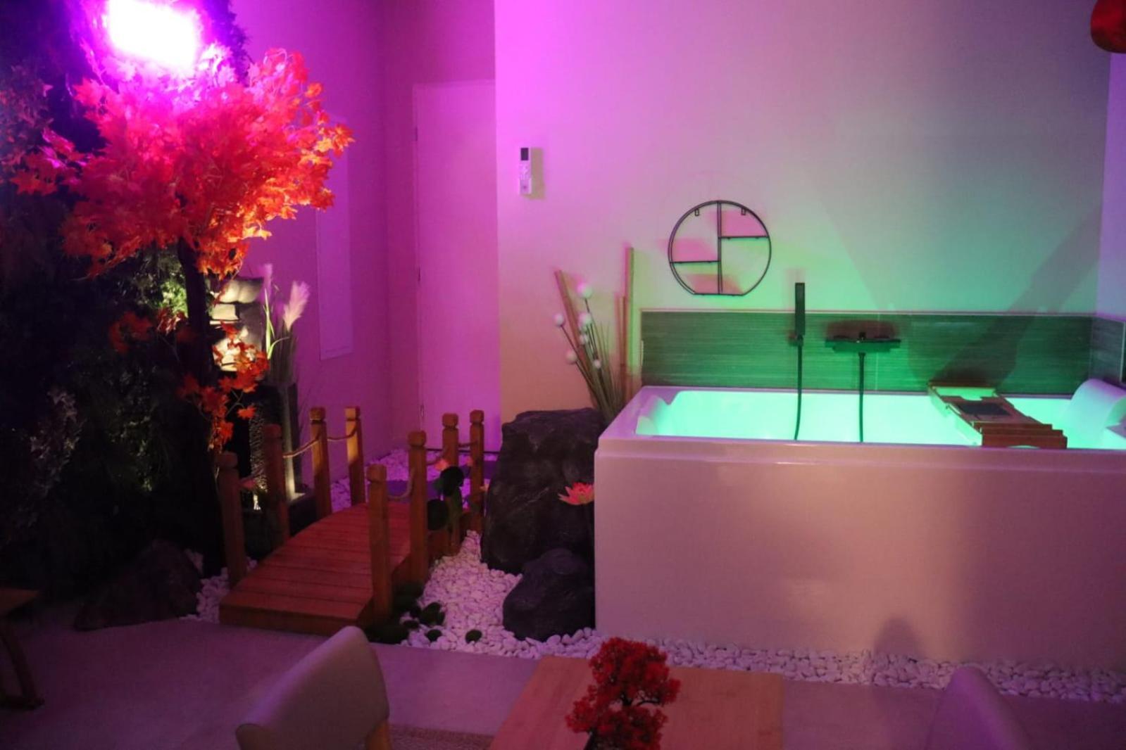 Apartment Loveroom Japon Avec Balneotherapie *
